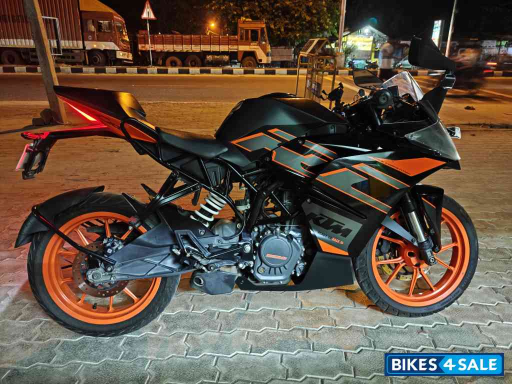 KTM RC 200 2020