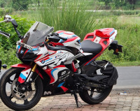 Red TVS Apache RR 310