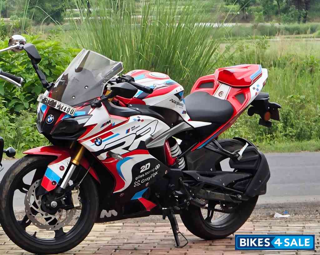 Red TVS Apache RR 310