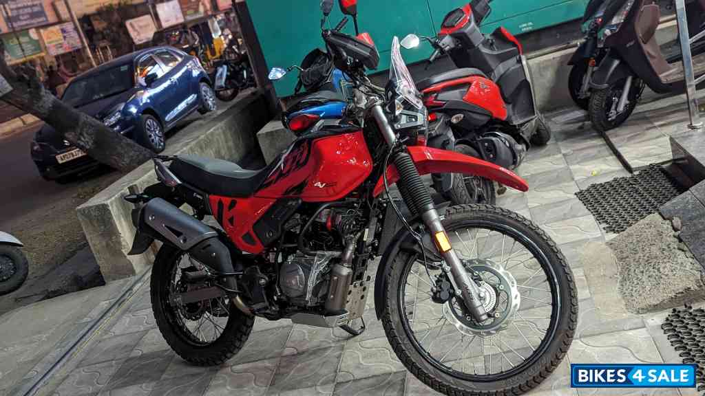 Red Hero Xpulse 200 4V