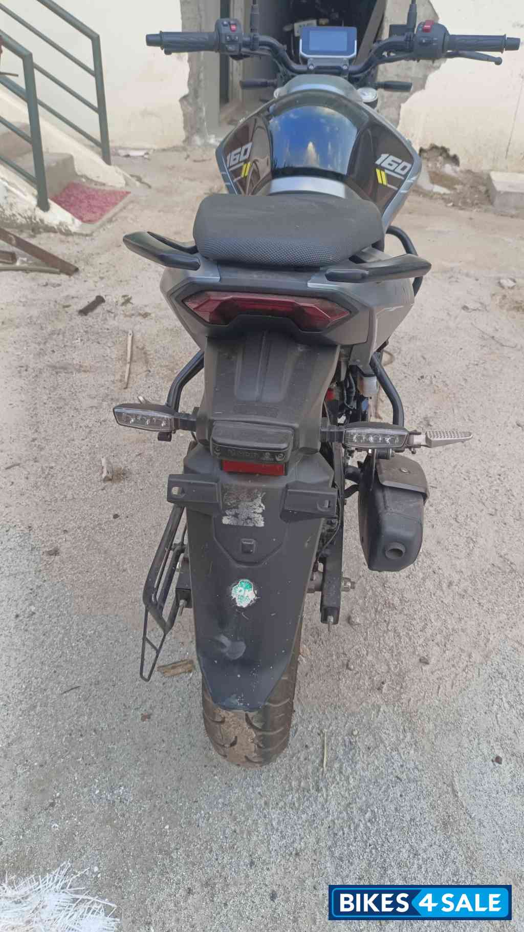 Shadow Grey Hero Xtreme 160R 4V Combat Edition