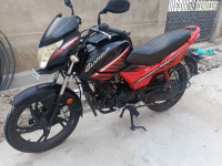 Black And Red Hero Glamour 125 Disc