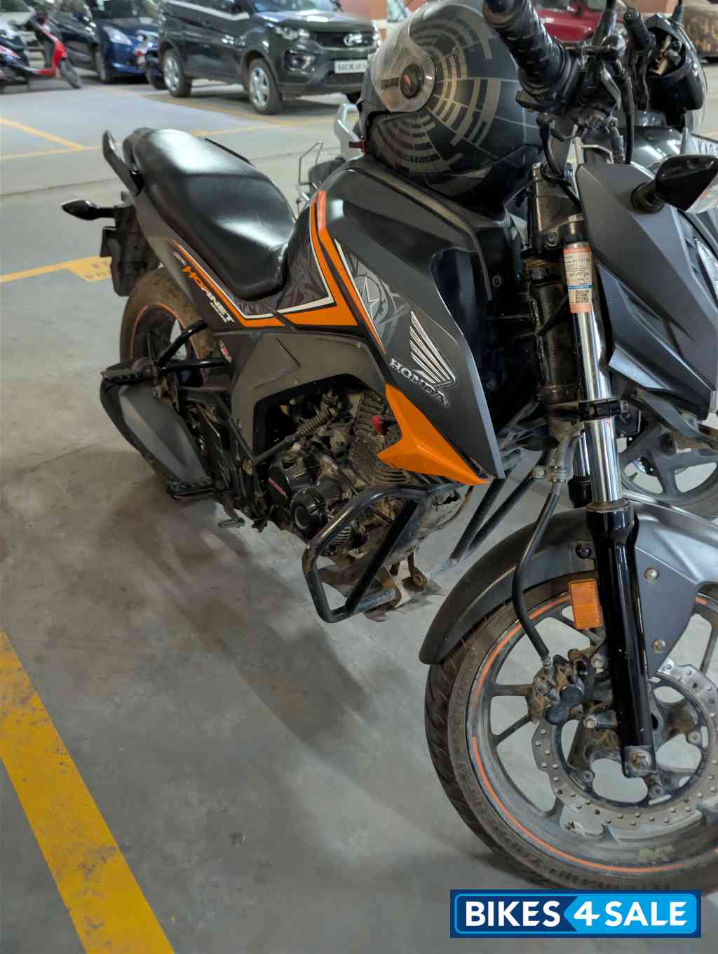Honda CB Hornet 160R
