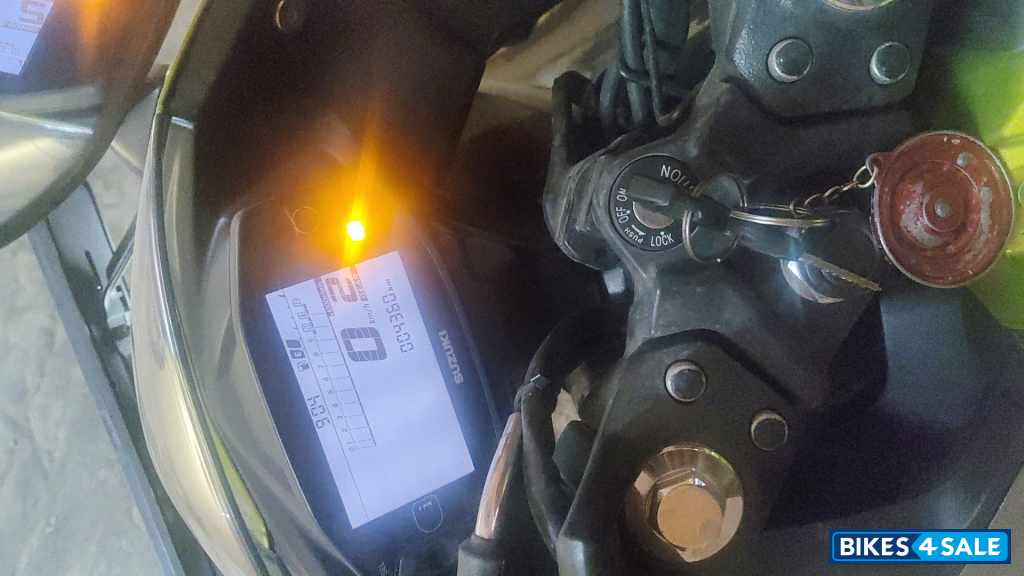 Suzuki Gixxer SF BS6