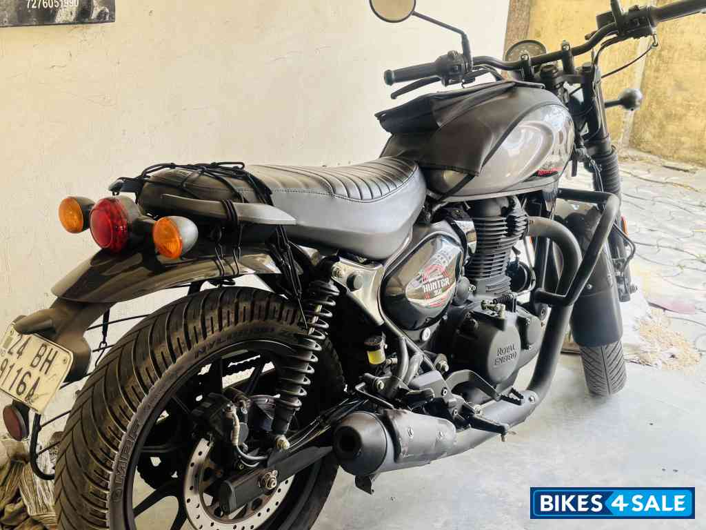 Royal Enfield Hunter 350 Metro