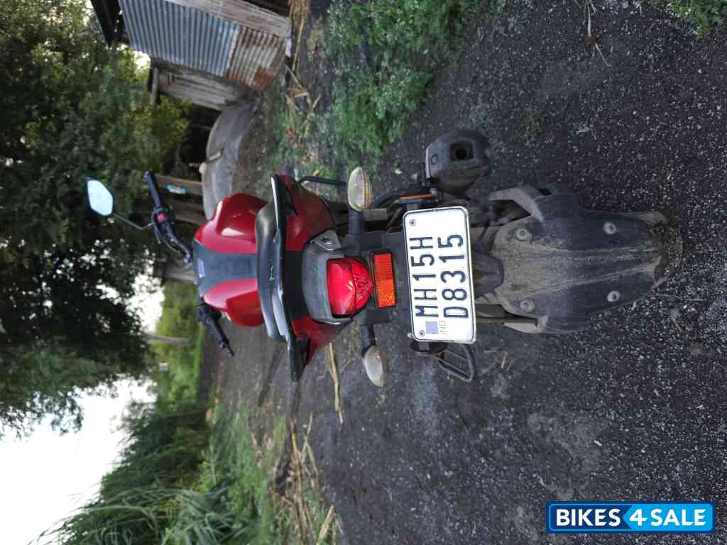 Red Yamaha FZ-S FI V3
