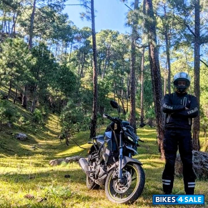 Navy Blue Yamaha MT-15 BS6