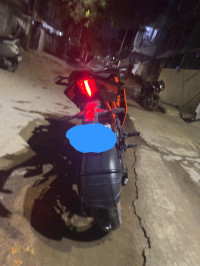 Ebony Black (met) KTM RC 200