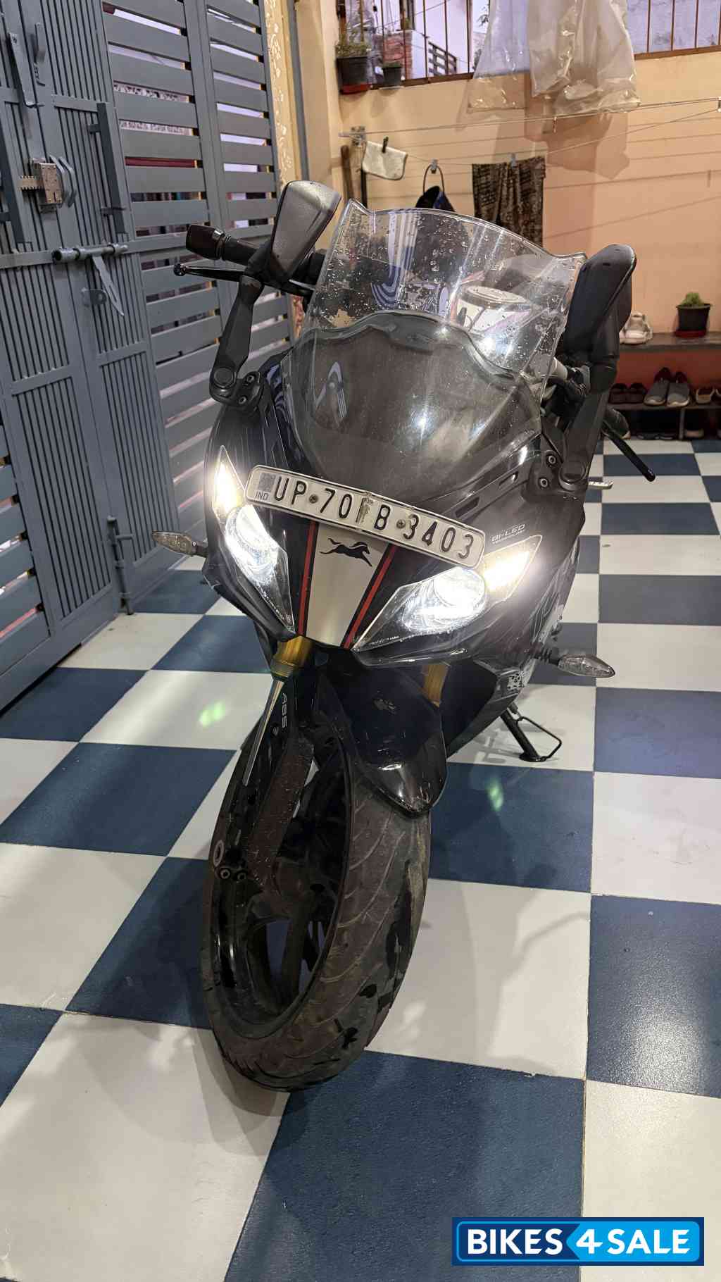 TVS Apache RR 310 TVS Apache RR 310