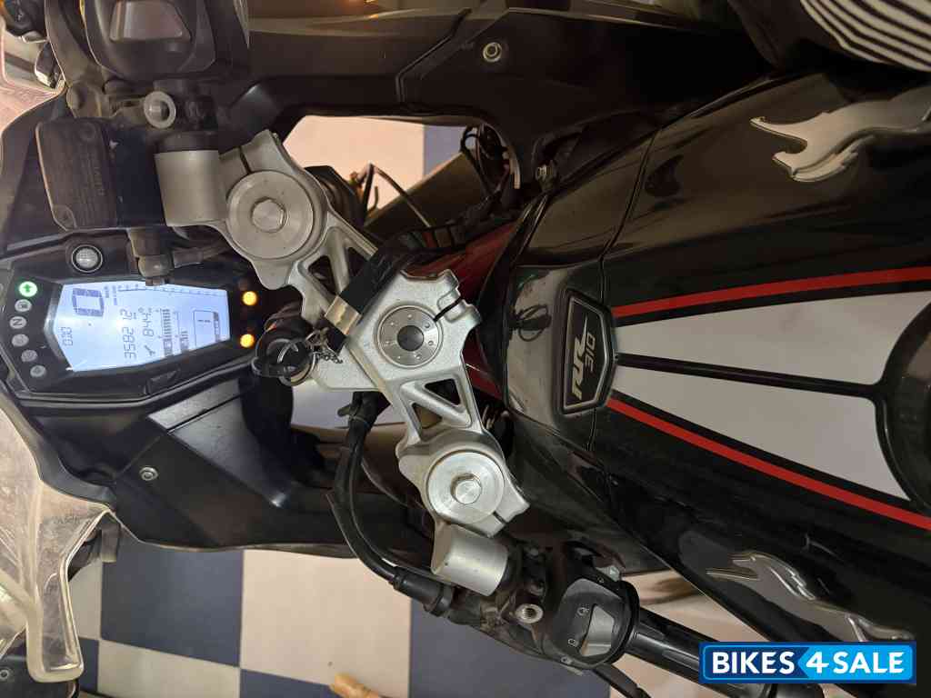 TVS Apache RR 310 TVS Apache RR 310