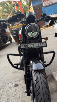 Jasper Red Jawa 42 Bobber Dual Channel ABS