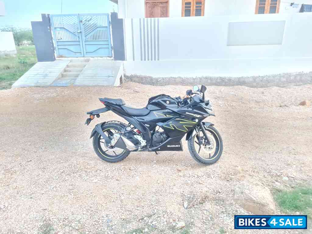 Suzuki Gixxer SF BS6