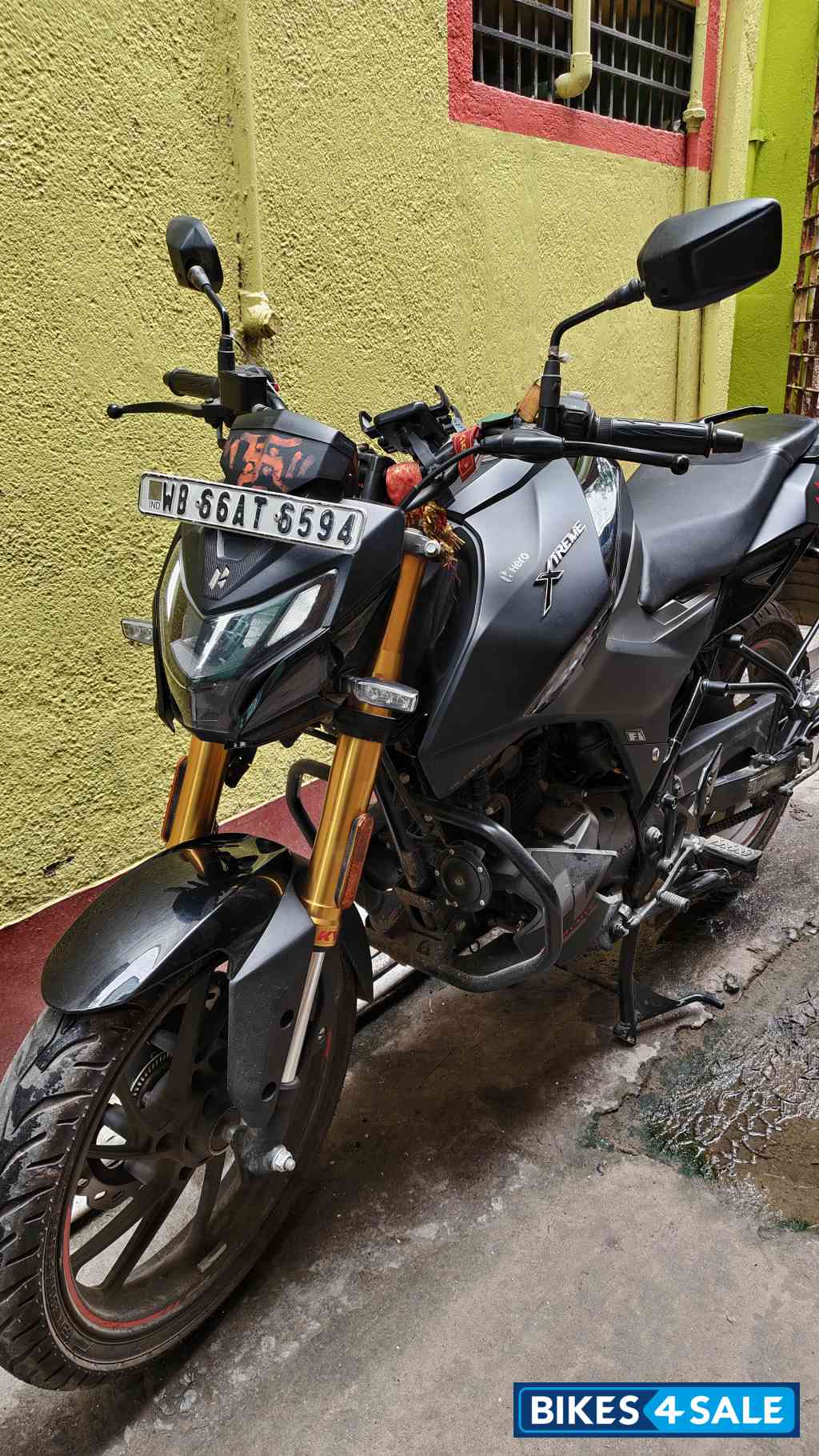 Black Hero Xtreme 160R 2024 Edition
