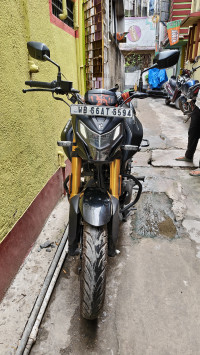Black Hero Xtreme 160R 2024 Edition