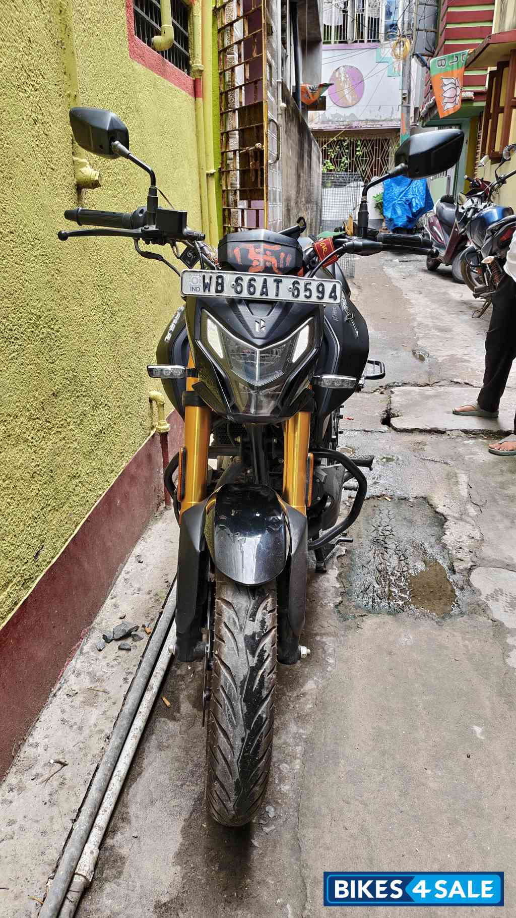 Black Hero Xtreme 160R 2024 Edition