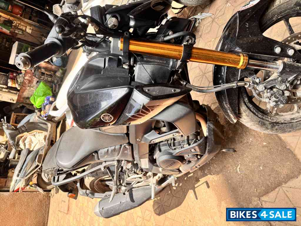 Yamaha MT-15