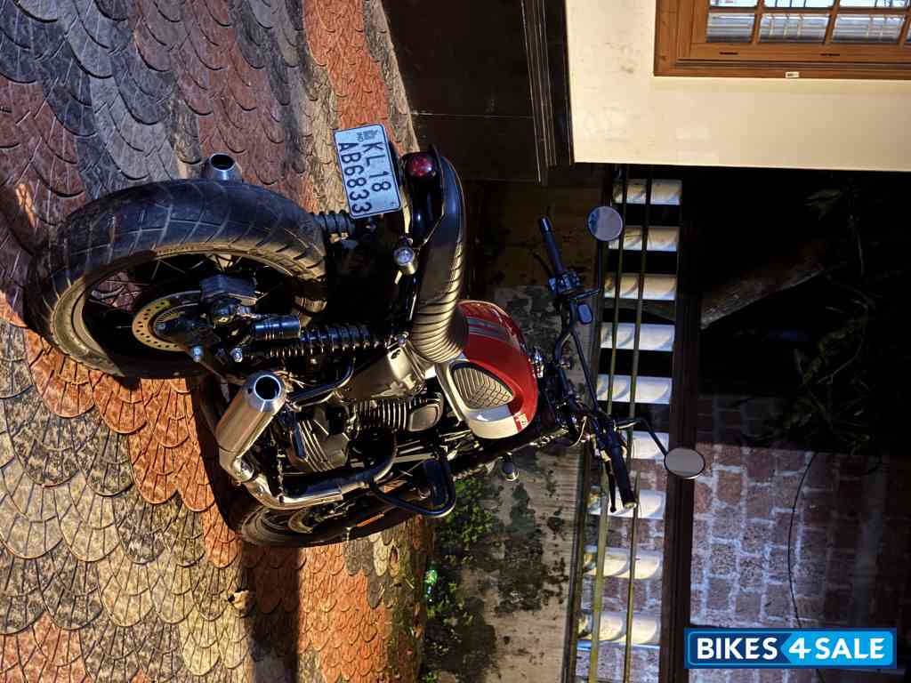Dual Red And White Yezdi Scrambler Dual Tone