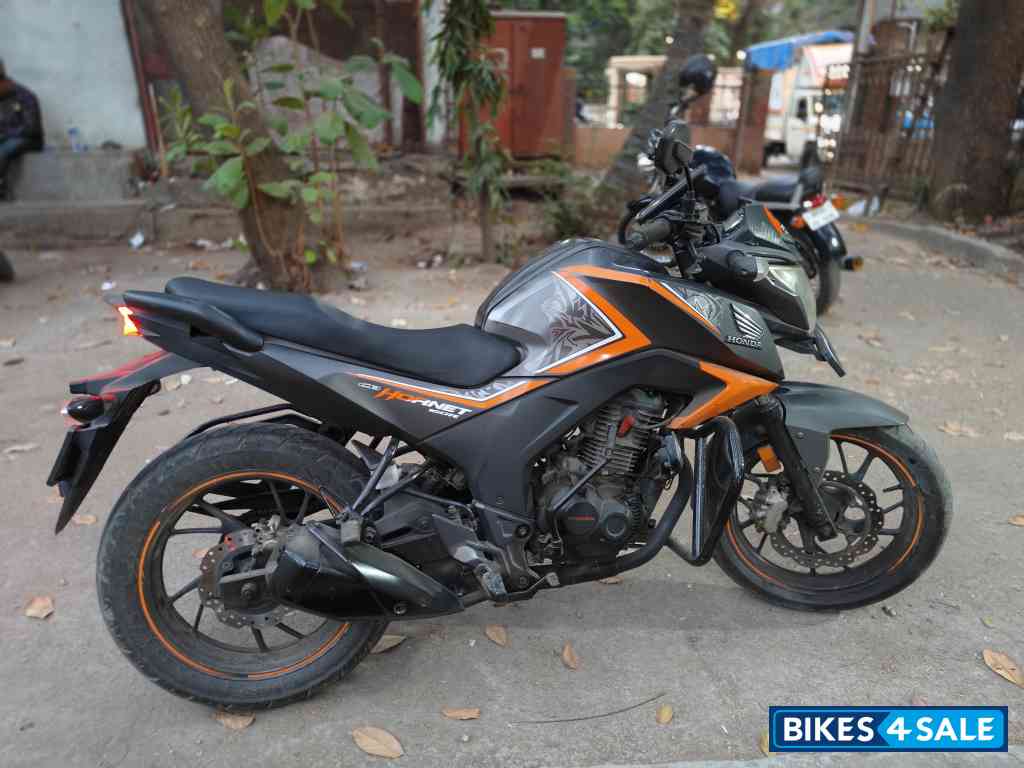Orange Honda CB Hornet 160R ABS