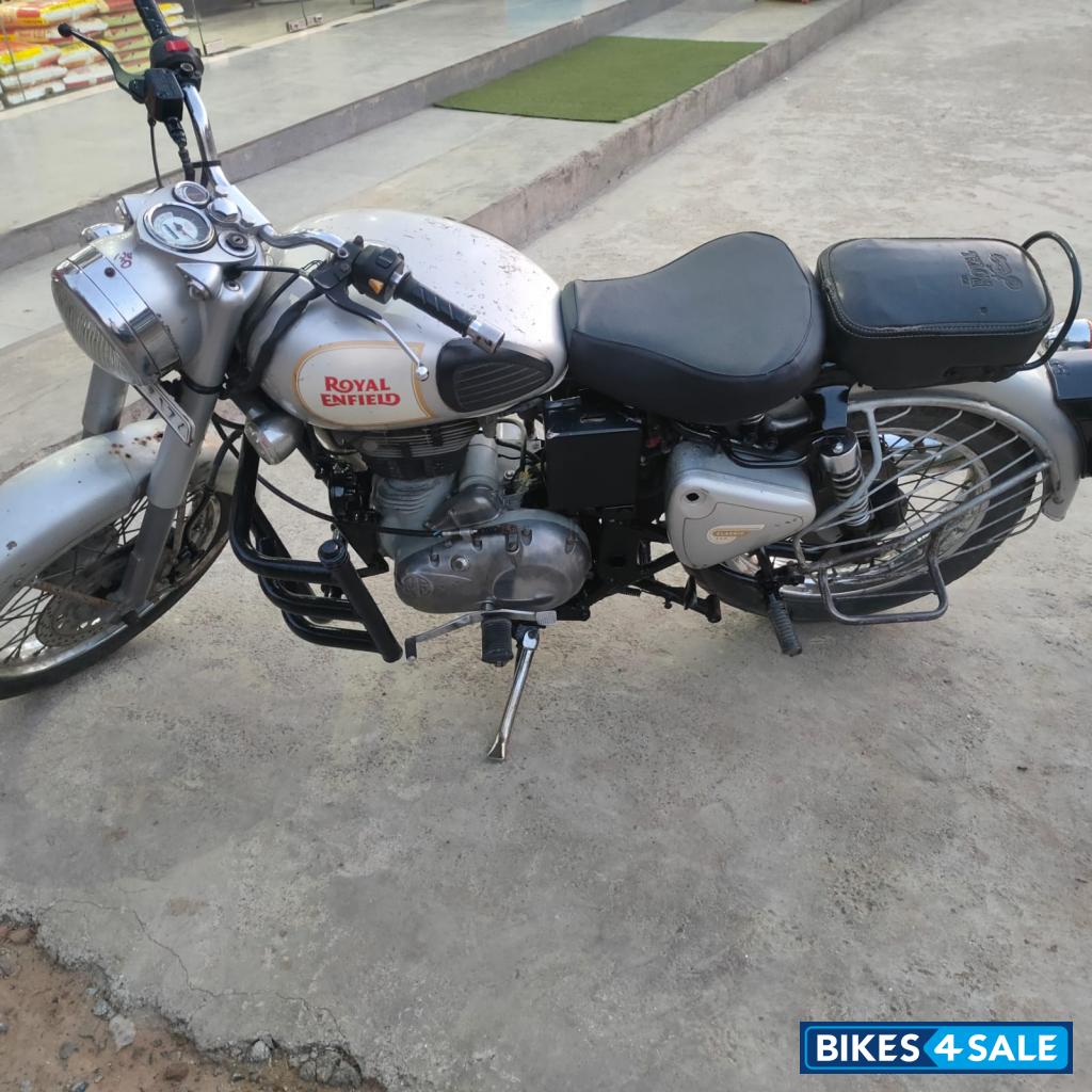 Royal Enfield Classic 350