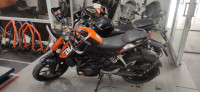 KTM Duke 200