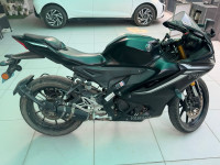 Yamaha R15 V4