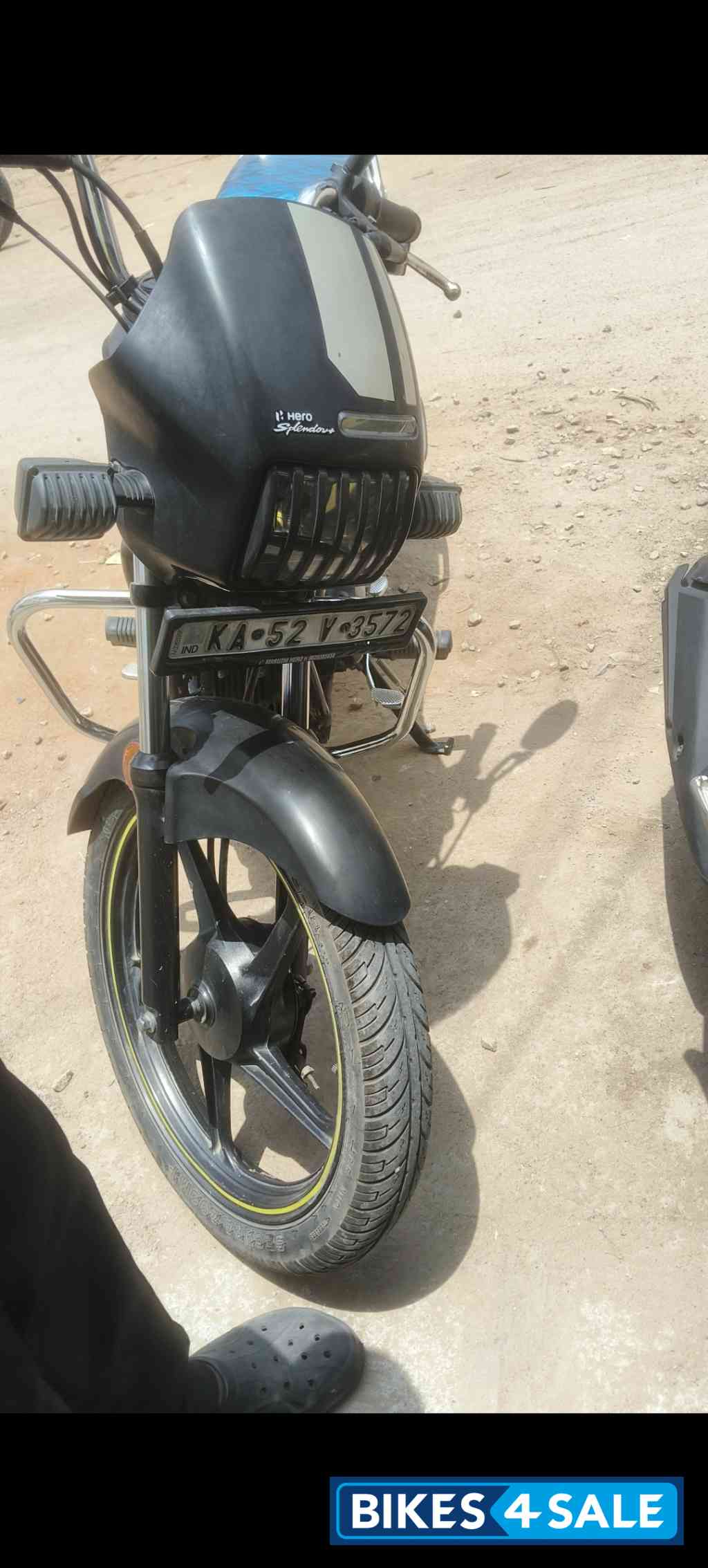 Black Hero Splendor Plus Xtec