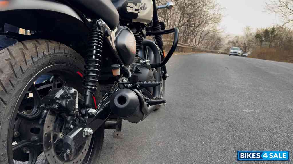 Tokyo Black Royal Enfield Hunter 350 Metro