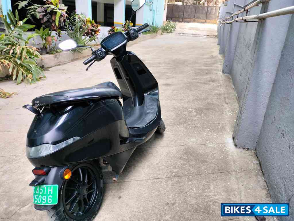 Black Ola S1
