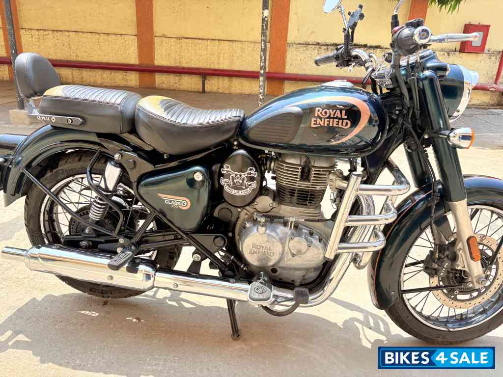 Halcyon Green Royal Enfield Classic 350 BS VI