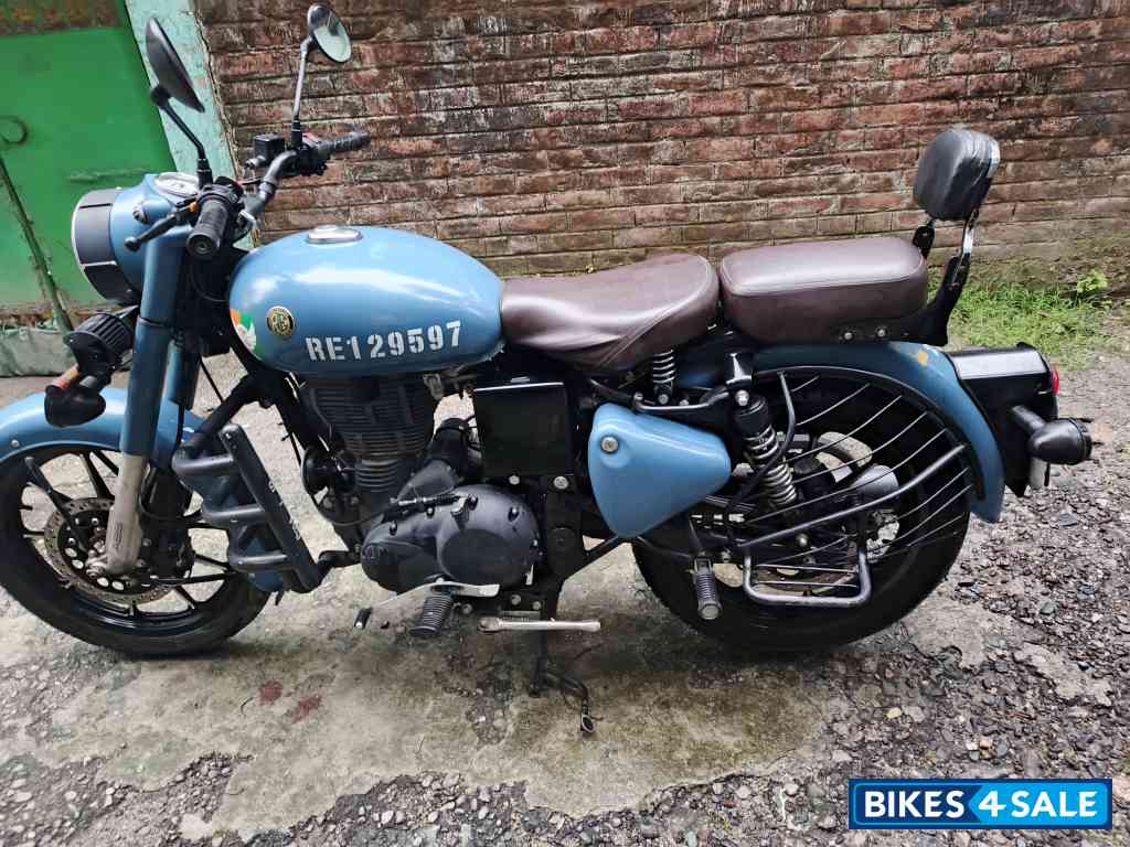 Royal Enfield Classic Signals Airborne Blue