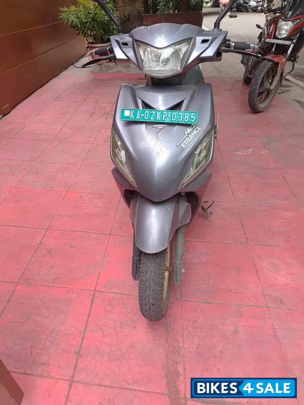 Pure EV Etrance Neo Plus