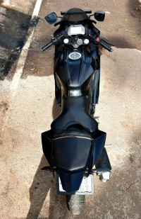 Yamaha R15 V4