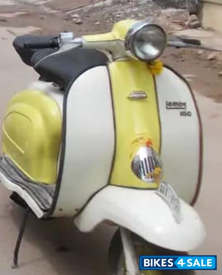 Lambretta V125 Special