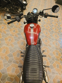 Yezdi Scrambler Dual Tone