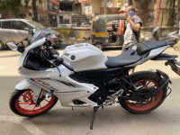 White Yamaha R15 V4 2025