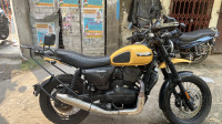 Yezdi Scrambler Single Tone