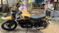 Yezdi Scrambler Single Tone