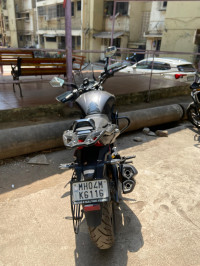 Black Bajaj Dominar 400 ABS BS6