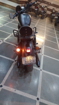 Jawa 42 Dual Channel ABS AllStar Black