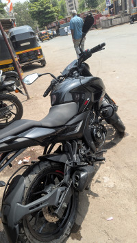 Black Bajaj Pulsar N250 Dual Channel ABS