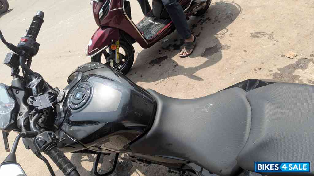 Black Bajaj Pulsar N250 Dual Channel ABS