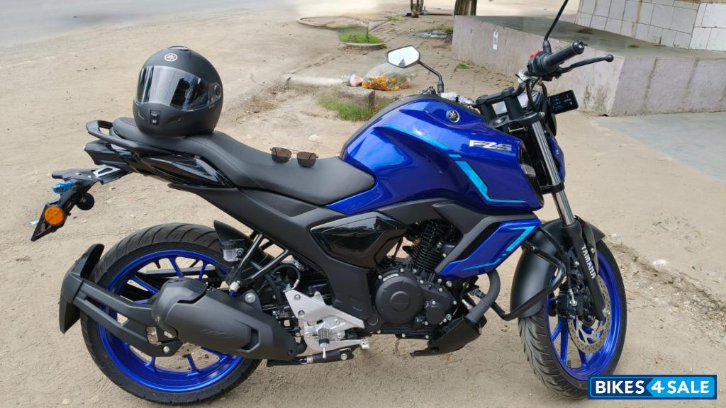Yamaha FZ-S