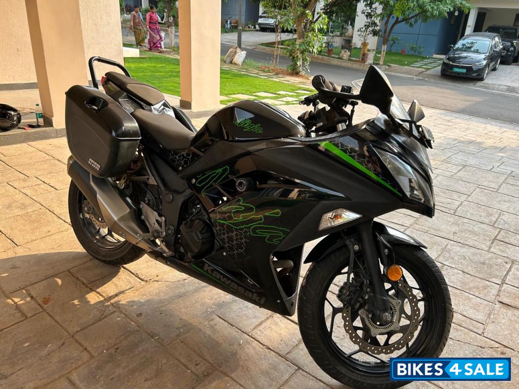 Kawasaki Ninja 300R