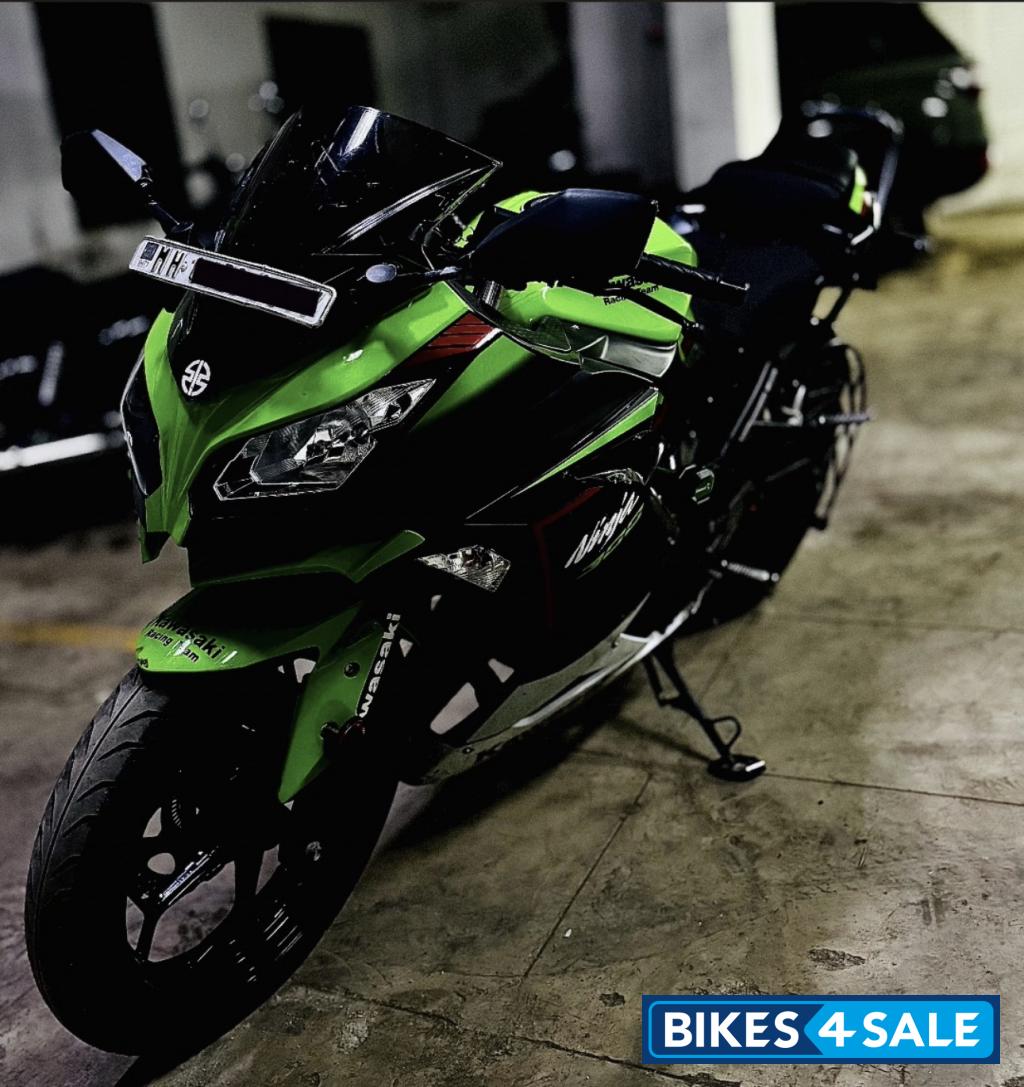 Kawasaki Ninja 300 BS6 2022