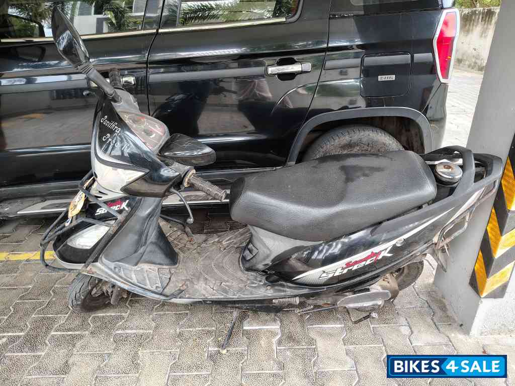 TVS Scooty Streak