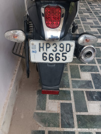 Bajaj V15