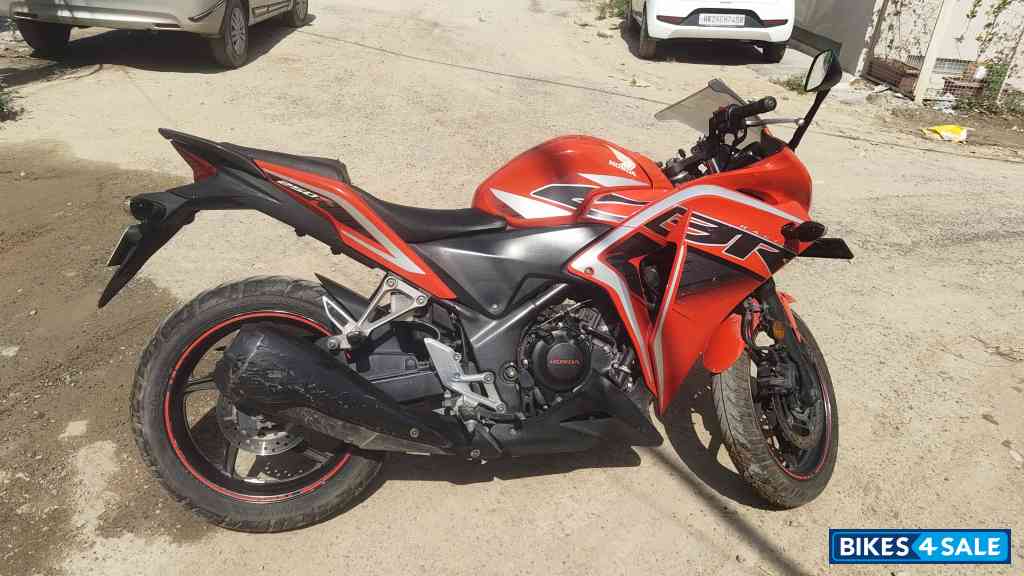 Sports Red Honda CBR 250R ABS