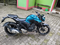 Cyan Metallic 6 Yamaha FZ25