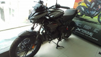 Black Hero Xtreme 125R
