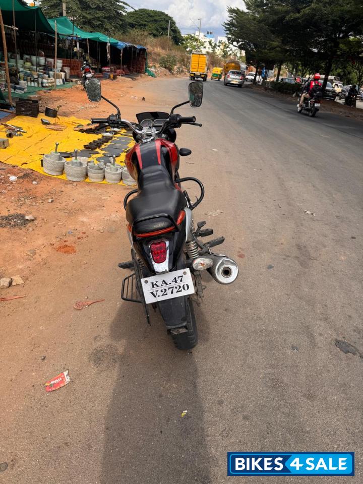 Bajaj V12 Bajaj V12